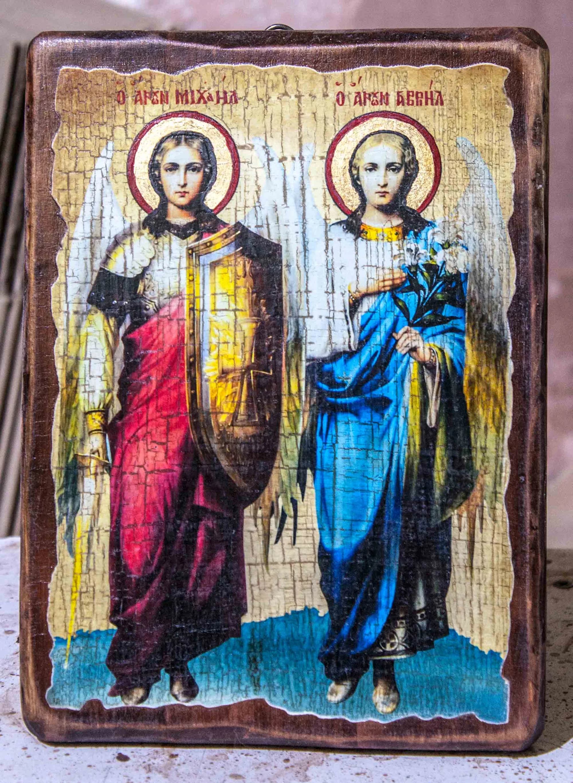 Икона «Архангелы Михаил и Гавриил», дерево под старину, печать-краска, 17×23 см
