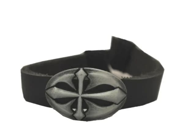 Браслет кожаный, металлический крест